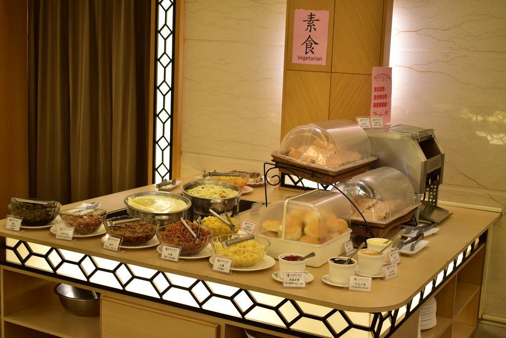 Kks Hotel Хуалиен Сити Екстериор снимка