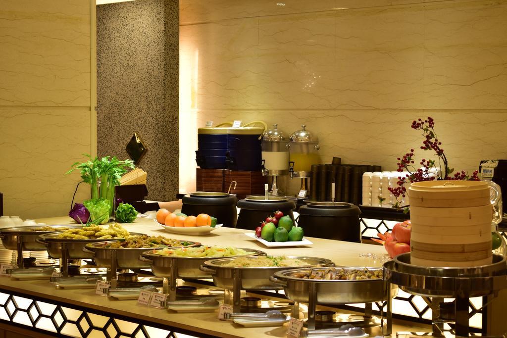 Kks Hotel Хуалиен Сити Екстериор снимка