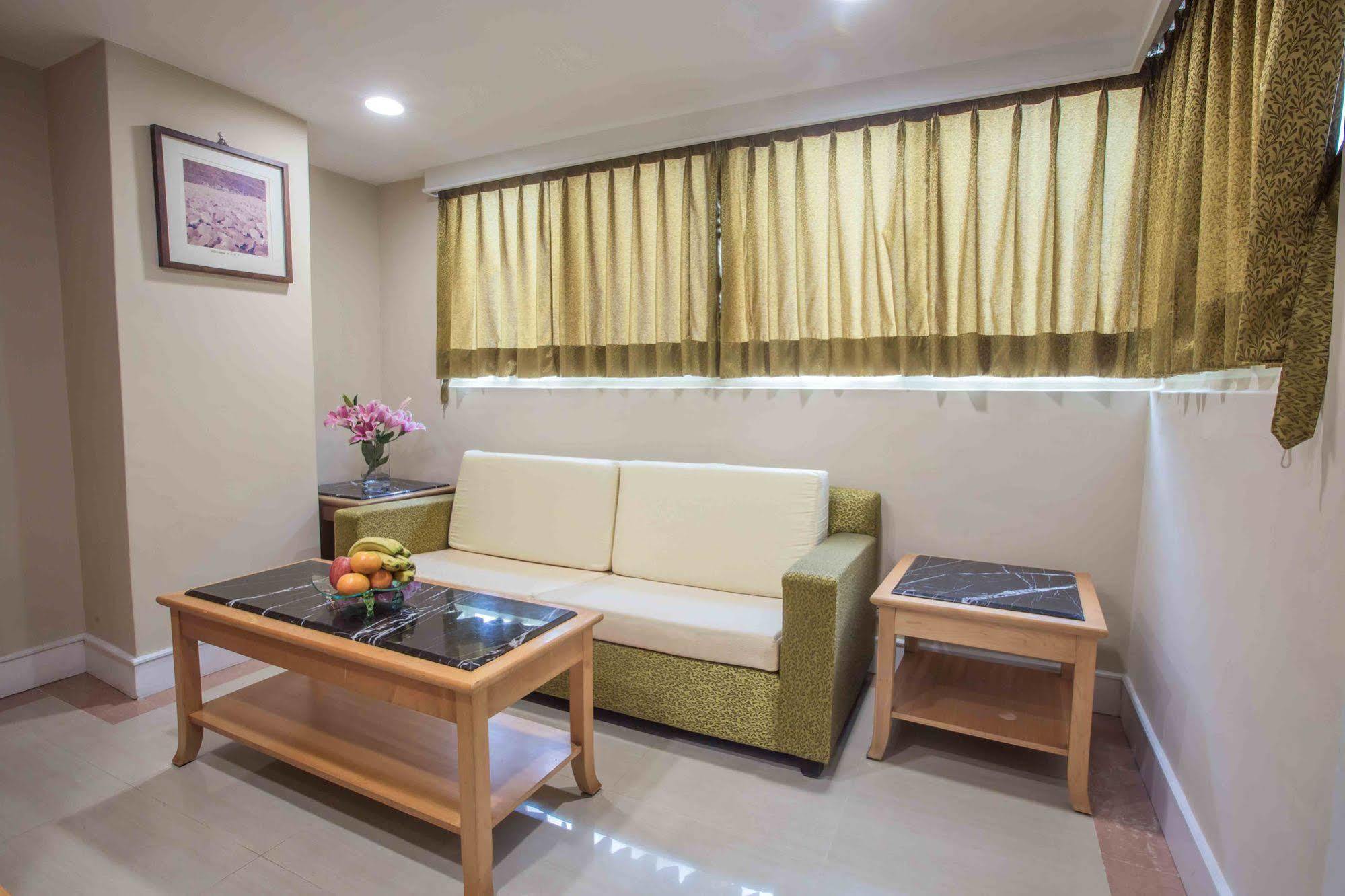 Kks Hotel Хуалиен Сити Екстериор снимка