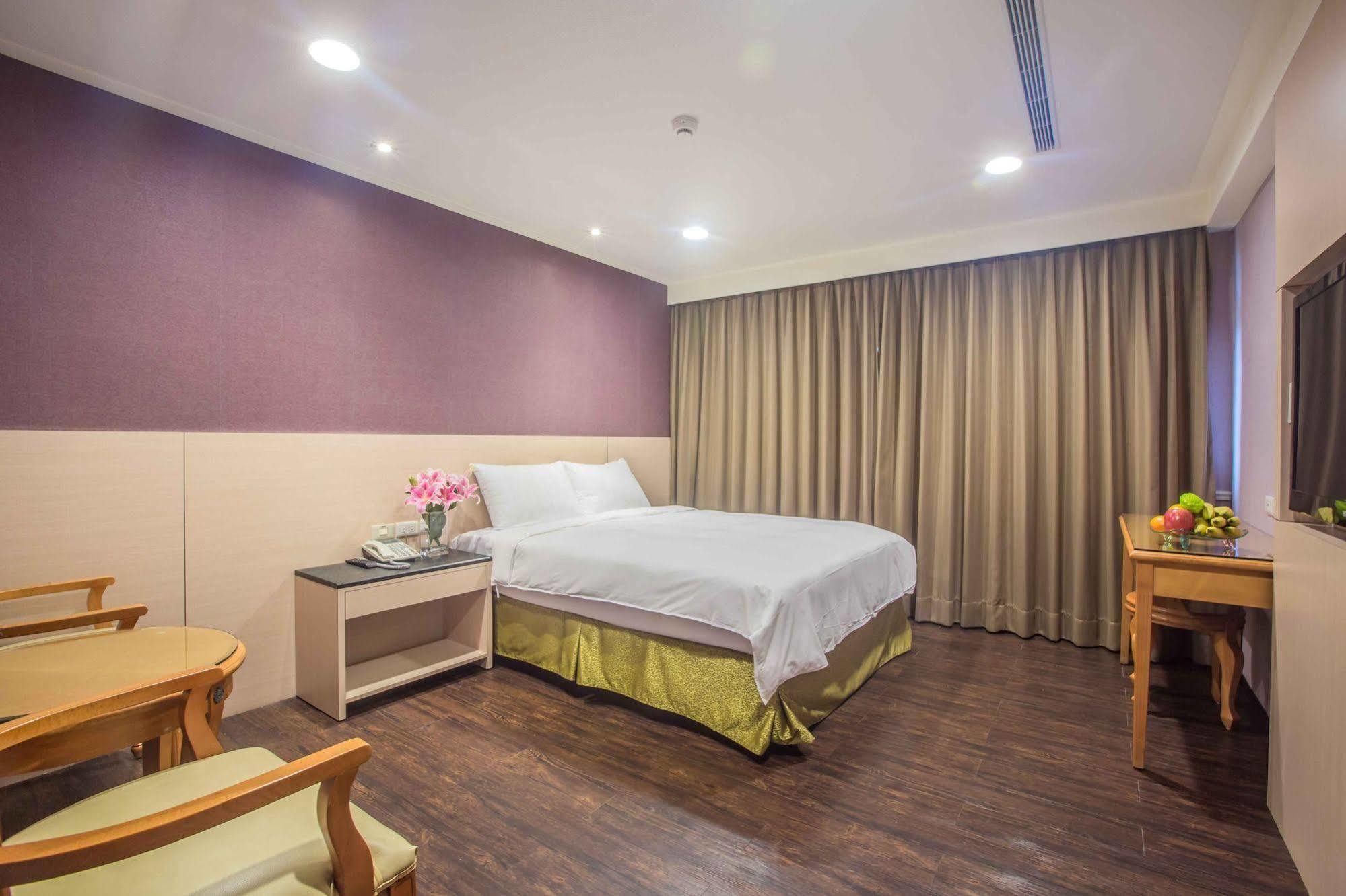 Kks Hotel Хуалиен Сити Екстериор снимка